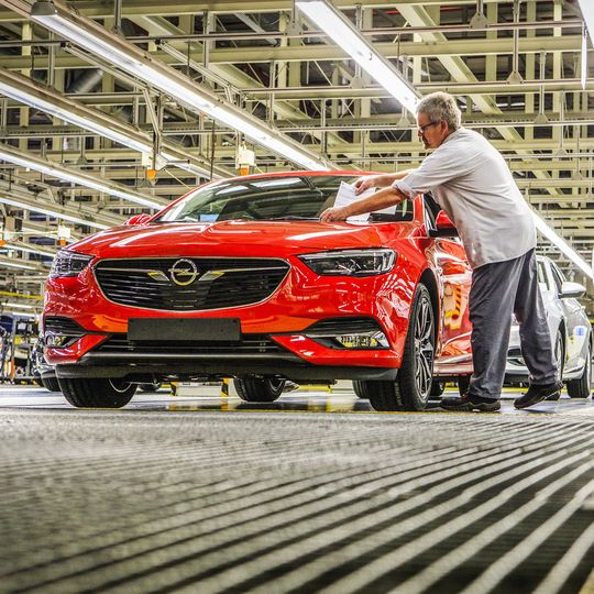 Die Opel-Mannschaft wird auf Druck von PSA ausgedünnt.(Bild:  Opel)