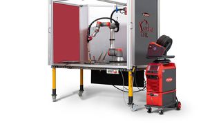 Das ist nur eine Variante der neuen Cobot-Schweißzellen von Fronius. Sie heißen Smartcell und sollen zusammen mit einem Cobot-Starterpaket den Einstieg in diese Art des Fügens erleichtern. (RGP)