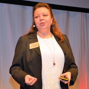 Helene Lengler, Vice President Sales Fusion Middleware & Engineered Systems, hielt den Eröffnungsvortrag beim Münchner Oracle Partner Day.