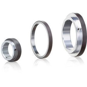 Die lagerlosen Drehgeber sind magnetisch und extrem kompakt und Kübler zufolge damit prädestiniert für die Antriebs- und Aufzugstechnik.