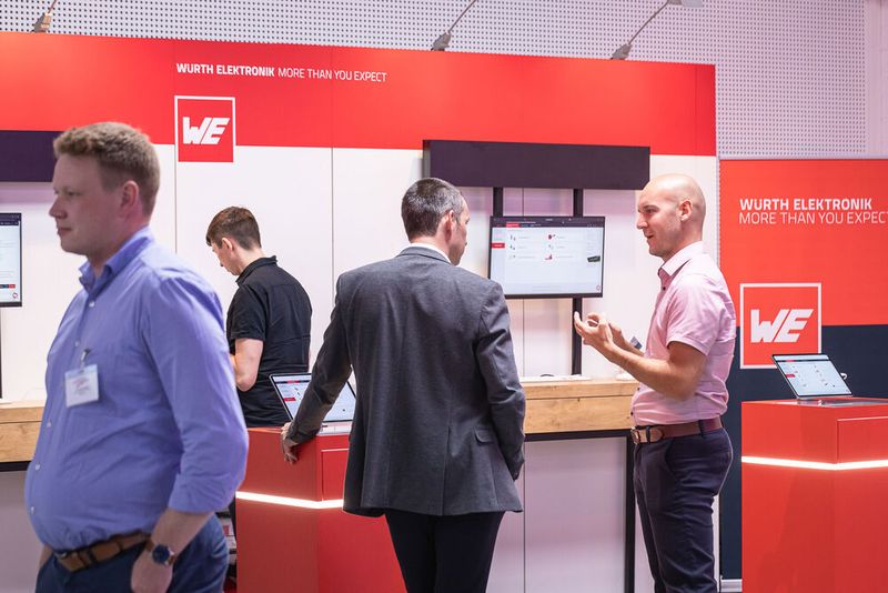 16. Anwenderkongress Steckverbinder: Der SPE-Tag am 4. Juli 2022 zog wieder viele interessierte Zuhörer an. Abgedeckt wurden fast alle Themen im Bereich Single Pair Ethernet vom Standard über das Marktpotenzial, Rückwärtskompatibilität, Schirmung, Messtechnik bis hin zum neuen Standard SPE M12 Hybrid. (Bild: Elektronikpraxis)