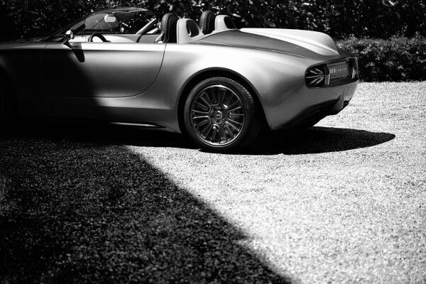 Weltpremiere des MINI Superleggera Vision auf dem Concorso d’Eleganza Villa d’Este 2014: zeitlose Schönheit zwischen Tradition und Moderne (BMW)