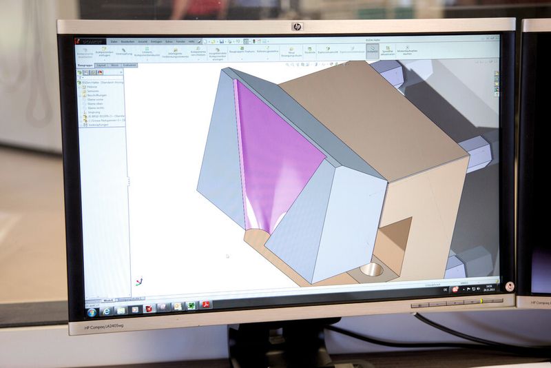 3D-Modell einer Düsenhälfte zur Dreh-Schwenkachsenbearbeitung als Vorbereitung zum 3D-Ausräumen. (Bild: Niki Romczyk)