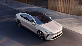 Beim Nio ET 7 dürfte es keine Beschwerden wegen langer Lieferzeiten geben: Der ET 7 sowie die Nio-Modelle ET 5 und EL 5 sind direkt verfügbar. (Bild: Nio)