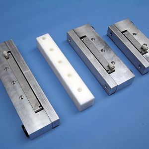 Bild 1: Die Universalflachspanner gibt es in drei Ausführungen. Der Spannhub beträgt jeweils etwa 5 mm. 