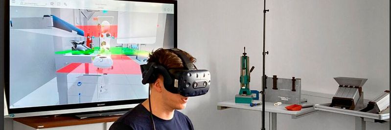 Item und Halcoline haben zusammen mit dem Medizintechnikexperten Sanner einen optimalen Montagearbeitspaltz per virtuellem Cardboard Engineering entwickelt. Das spart Zeit und Material. Wie das vor sich ging, erklären die Beteiligten in diesem Beitrag.(Bild:  Item)