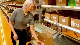 Movianto übernimmt jetzt das Zentrallager und die Warenauslieferung für Astrazeneca in Deutschland. Der Logistikauftrag soll viele besondere Herausforderungen beinhalten, die es zu meistern gelte. (Movianto)