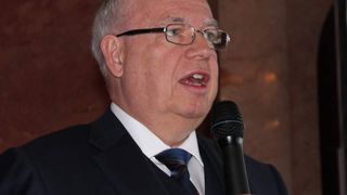 Der Geschäftsführende Gesellschafter Dipl.-Ing. Bernhard Juchheim präsentierte auf der Pressekonferenz von Jumo in Fulda die aktuellen Zahlen des Geschäftsjahres 2012. (elektrochnik/Kunze)