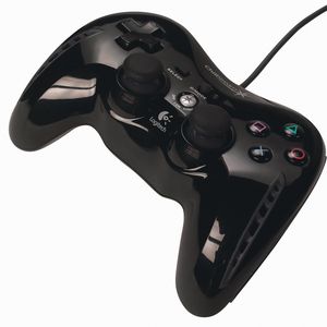 Ein kleiner Ventilator in Logitechs Chill Stream Controller soll verhindern, dass es beim PS3-Spielen allzu heiß hergeht.