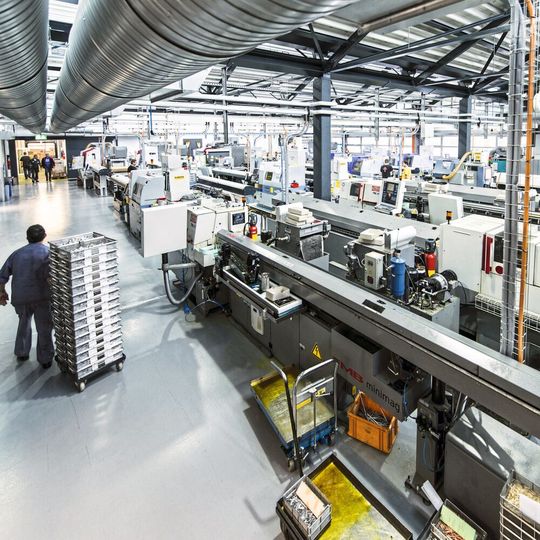 Einblick in die Produktionshalle von Häni & Co. Einblick in die Produktionshalle von Häni & Co.