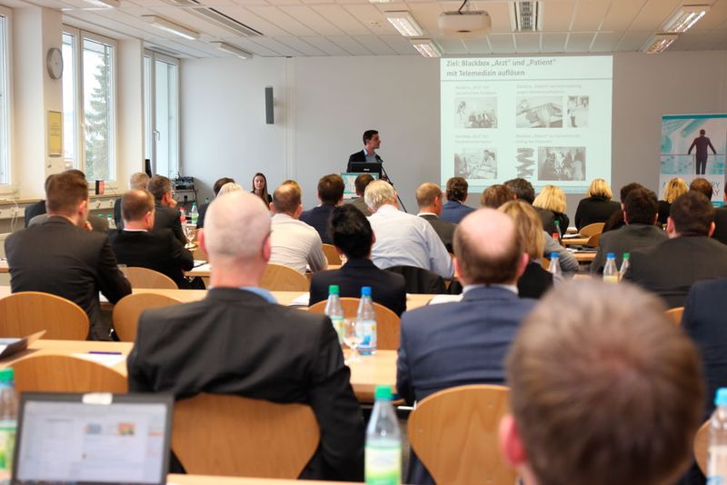 Christoph Müller, Curafida: „Patienten begegnen ihren Ärzten in der Regel als Blackbox. Mittels kontinuierlicher Messwerterfassung stünden diesen dagegen objektive Daten anstelle subjektiver Momentaufnahmen für die Diagnose zur Verfügung.“ (Bild: Reinhardt)