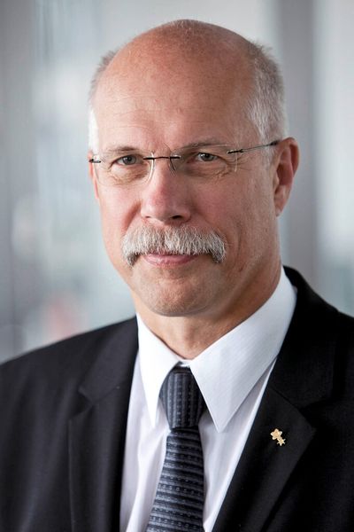 „Vielen Anwendern ist nicht bekannt, wie sie in ihrer Druckluftanlage Energie sparen können“, meint Erwin Ruppelt, leitender Projektingenieur bei der Kaeser Kompressoren GmbH in Coburg. (Bild: Kaeser)