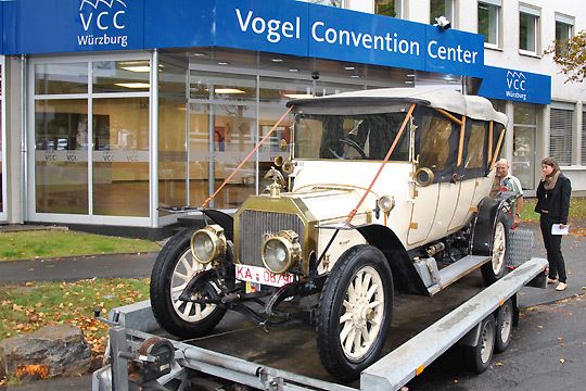 Angesichts des herbstlichen Wetters wählte Wittemann allerdings die Anhängervariante für den Transport. (Archiv: Vogel Business Media)