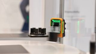 ABB Machine Automation präsentiert auf der Interpack adaptive Automatisierungslösungen für die Verpackungsindustrie – von magnetischer Planartechnologie bis zu offenen Robotiksystemen. (Bild: ABB)