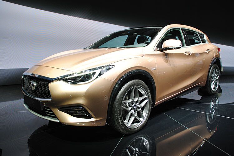 Eine Weltpremiere gibt es von Infiniti: Der Q30 ist das erste Kompaktmodell der Nissan-Tochter. (Foto: Steiler)