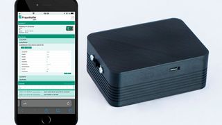 Forschern am Fraunhofer IDMT in Oldenburg ist es gelungen, ein störungsunanfälliges Audiosystem zu schaffen, mit dem man akustisch am Klickgeräusch erkennen kann, ob bei der Automobilmontage in Sachen Steckverbindungen alles richtig gemacht wurde. (Bild: Fraunhofer IDMT)