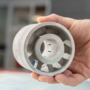 Industrial gas turbine component for the energy sector (Material: IN718)(Image: Frederik Watzka)