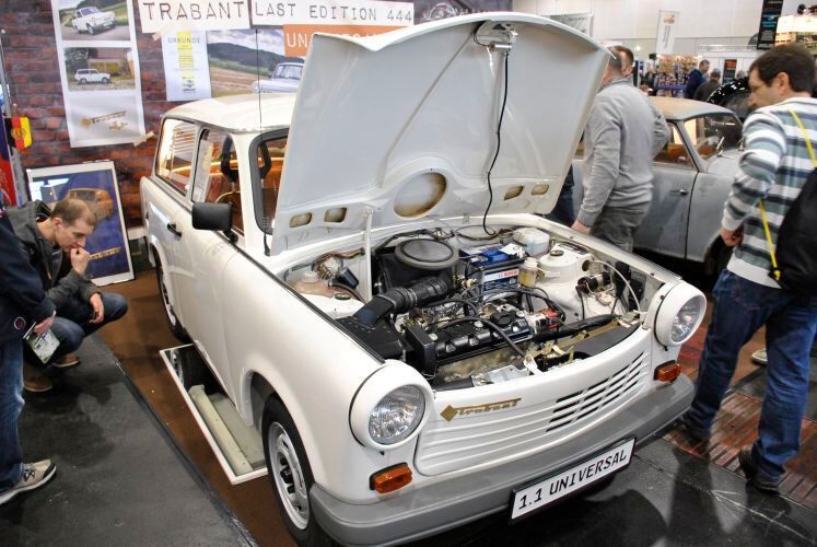 Vielleicht nicht schön, aber verdammt selten: ein fabrikneuer Trabant 1.1 Universal. (Dominsky/»kfz-betrieb«)