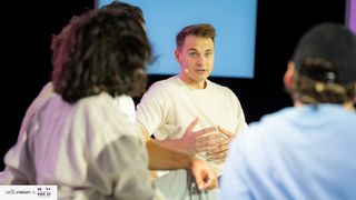 Der Autor Fabian Tröltzsch auf der w3.vision X DMEXCO 2023. (© koelnmesse)