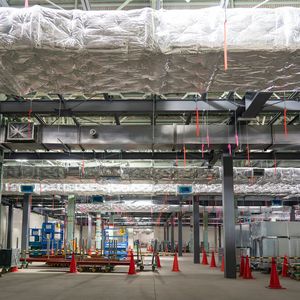 The solid-state battery pilot plant by Nissan is still under construction.(Image: Nissan)