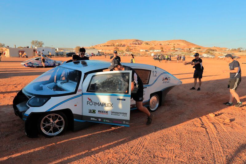The team from the University of Cambridge participated with the car Helia. (Bild: World Solar Challenge)