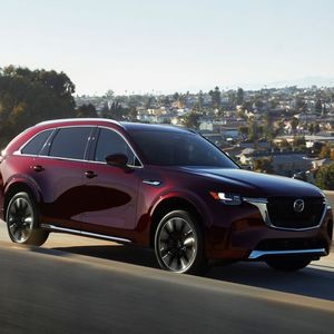 In der Topversion leistet der 3,3-Liter-Turbo 340 PS.(Bild:  Mazda)