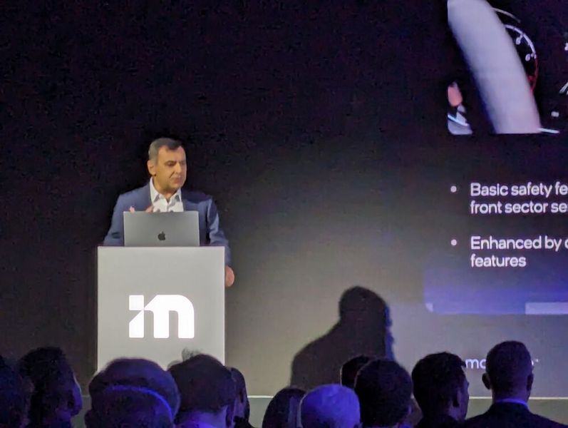 Bild 9: Prof. Amnon Shashua, CEO von Mobileye verkündete auf der CES die Erweiterung der Partnerschaft mit Mahindra. (Bild: Stefanie Eckardt)