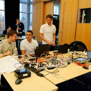 (K.Juschkat/elektrotechnik)