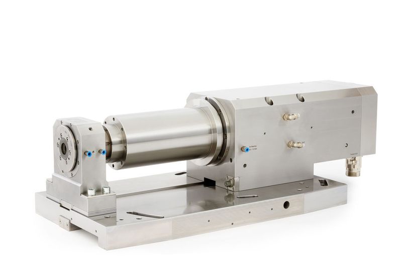 Bei der Spindel der Serie 910 handelt es sich um ein leistungsfähiges Spindelsystem mit integriertem,  flüssigkeitsgekühltem Torquemotor. (mail@foto-ziemlich.de)