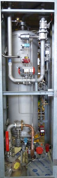 View inside a SIP box: Two type-8040 sliding gate valves were further developed over the years so that they are capable of releasing the necessary impulses with strong shock waves and have a minimum service life of one year, i.e. several million switching cycles. (Source: thyssenkrupp At.Pro Tec)