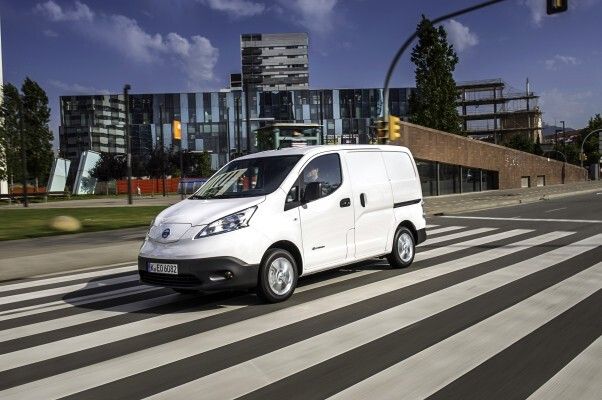 Der elektrische Kleintransporter Nissan e-NV200 verbindet das Beste aus zwei Welten (Nissan)