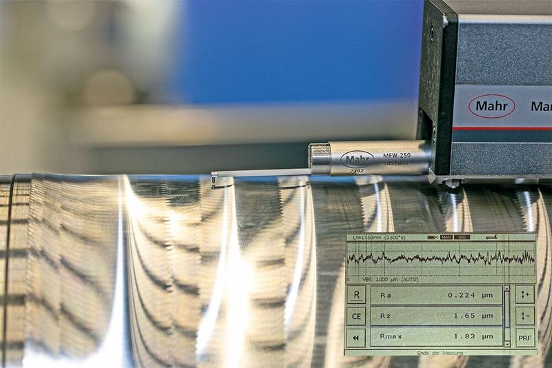 Drehfräsen von X2CrNiMoN22-5-3, 1.4462 mit folgenden Schnittwerten: vc=160 m/min, n=808 1/min, fu=2 mm, vf=1616 mm/min, ap=0,15 mm, ae=28,5 mm mit folgenden Ergebnissen: Ra=0,224 µm, vertikale Abweichung: 0,005 mm, Rz=1,65 µm, Rundlauf: 0,003 mm. (Bild: Ingersoll)