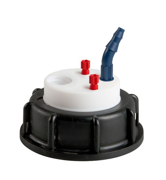Mithilfe der Safety-Waste-Caps lassen sich Lösungsmitteldämpfe sicher am Sammelbehälter blockieren. (Bild: Scat Europe)