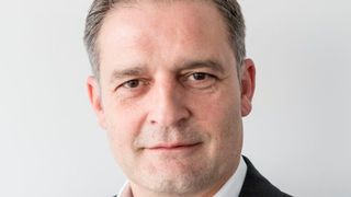 Didier Hunn, Experte für digitalisierte Logistik beim DMS-Spezialisten Kendox, erklärt hier, wie man als Logistikunternehmen die Digitalisierung richtig angeht, um zum Beispiel den Wust an Dokumenten bei Transport & Co. effizienter bearbeiten kann. Er hat fünf Empfehlungen ... (Bild: Kendox)