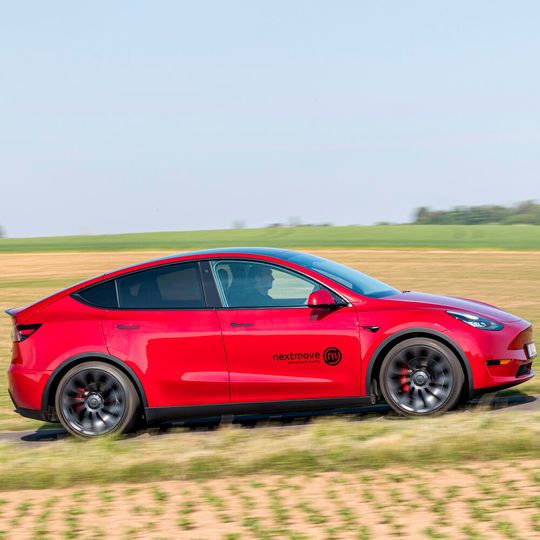 Teslas Model Y soll 2021 nach Deutschland kommen. (Bild:  SP-X/Frank Ratering)