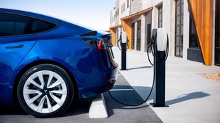 Tesla will die Fertigungskapazitäten in seinen Werken in Schanghai und Grünheide erweitern. (Bild: Tesla)