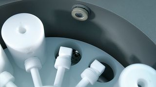 Im Mikrowellen-Aufschlusssystem speedwave four bietet Berghof jetzt neben der berührungslosen Temperaturmessung auch eine patentierte, berührungslose Druckmessung in allen Gefäßen an. (Bild: Berghof) (Bild: Berghof) (Bild: Berghof)