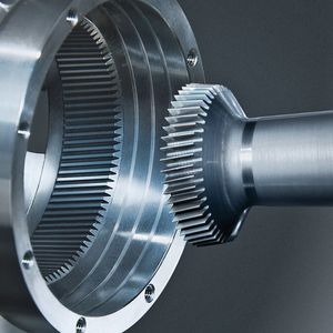 Bild 1: Anwendung des Wälzschälprozesses Power Skiving am Beispiel des Hohlrads eines Planetengetriebes.