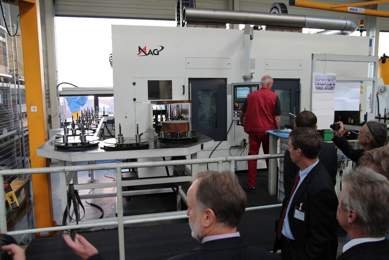 Betriebsbesichtigung Kroenert GmbH & Co. KG und ZAE Antriebssysteme (Bild: Königsreuther)