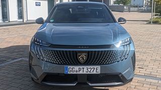 Privatkunden können sich für den 3008 zurzeit attraktive Konditionen abholen.  (Bild: Mauritz / VCG)