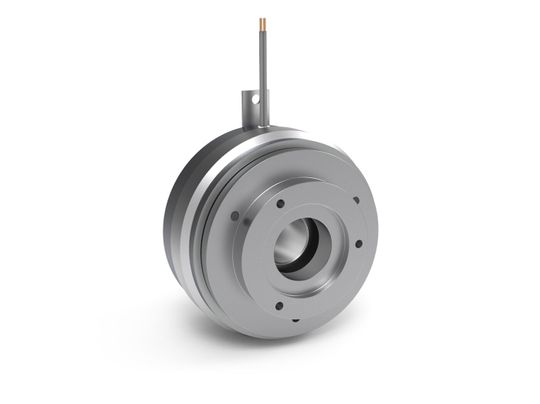 (Die elektromagnetische Einscheiben-Kupplung der Serie SFM VAR zeichnet sich bei einem Nenndrehmoment von 20 Nm durch ihre kompakte Bauweise aus. Bildquelle: Warner Electric)