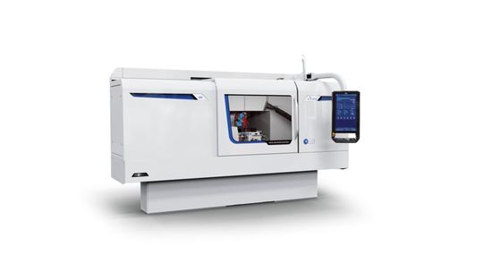 Kompakt im Design, vielseitig einsetzbar und intuitiv bedienbar: die Universal-Rundschleifmaschine «S23» von Studer.(Bild:  Studer)