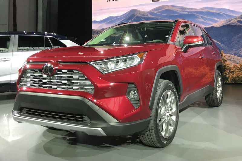 Neues SUV auch bei Toyota: So sieht der RAV4 künftig aus. (SP-X/Michael Specht)