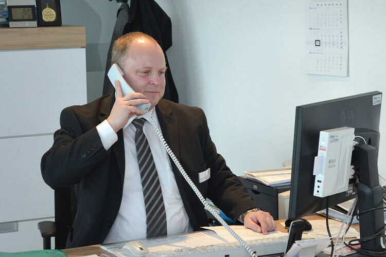 Im Skoda-Betrieb hat Centerleiter Torsten Wiesner das Kommando. (Foto: Grimm)