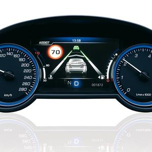 Mit analogen Instrumenten und einem digitalem Display lassen sich alle wichtigen Informationen in einem Kombiinstrument unterbringen.(Continentel)