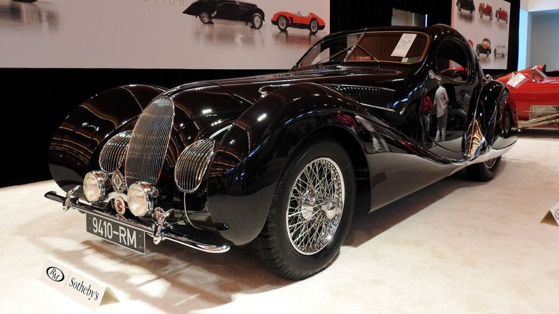 Das 1938 Talbot-Lago T150-C SS Teardrop Coupe erzielte 7.265.000 Dollar. (Bild: Classic Analytics)