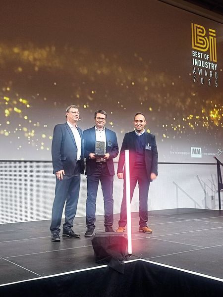 Glückwunsch an die Innovationschampions! (Bild: PROCESS/Stephan)