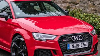 Audi hat mit dem RS3 in der Kompaktklasse eine Rennkugel auf den Markt gebracht, der man die Leistung nicht auf den ersten Blick ansieht. (Ampnet/Dennis Gauert)