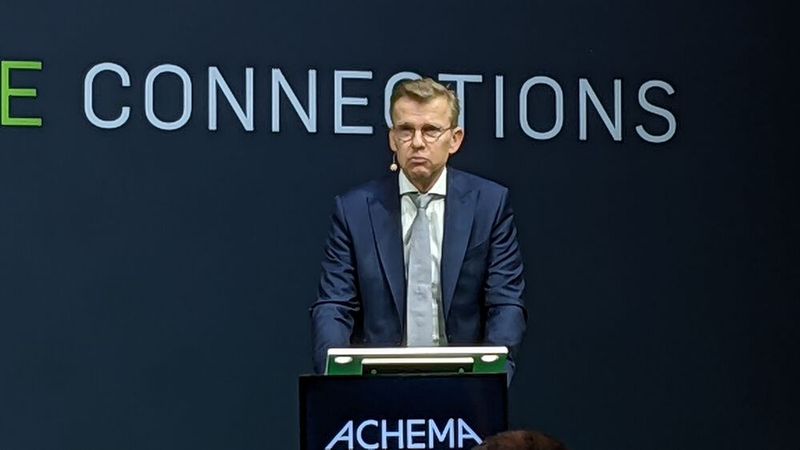 Jürgen Nowicki, CEO Linde Engineering und Vorsitzender des Achema-Ausschusses, betont, dass die „Achema wieder ein Innovationsfeuerwerk“ ist. (Bild: Ernhofer/PROCESS)