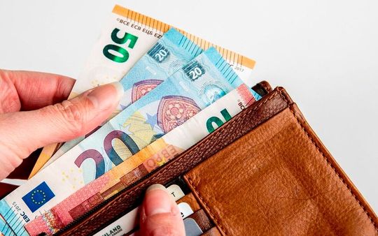 Hoher Leidensdruck! Unternehmen in Deutschland, die viel Energie benötigen, müssen heutzutage tief in die Tasche greifen, um den Bedarf zu decken. Als Reaktion darauf, schrauben sie die Produktion zurück und entlassen Mitarbeiter, hat das Statistische Bundesamt analysiert.(Bild:  F. Zweitler)